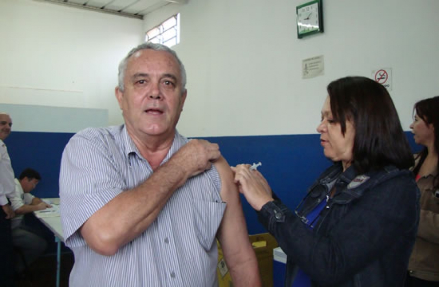 Campanha de vacinação no Saaeb