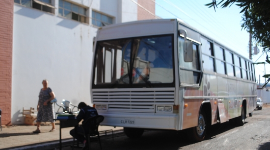 Castramóvel realiza atendimento no Centro da cidade
