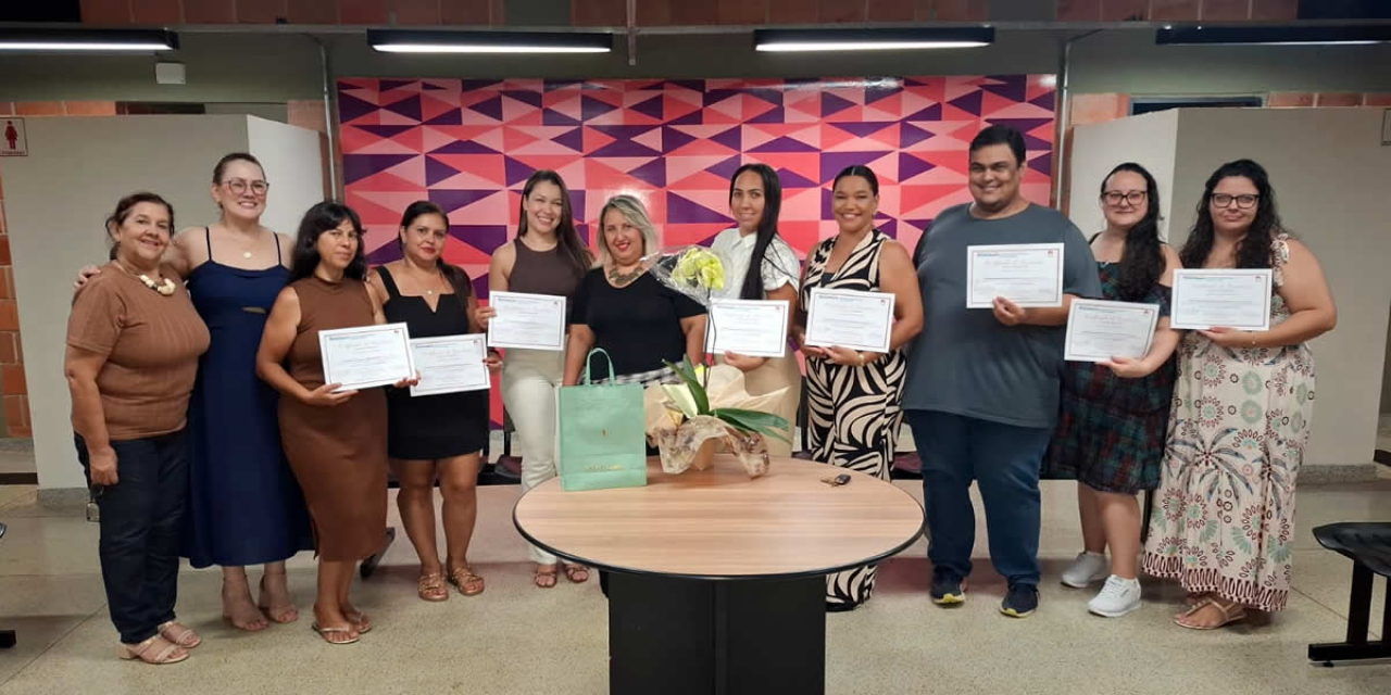 Casa da Mulher Paulista celebra conclusão de curso de cabeleireiro