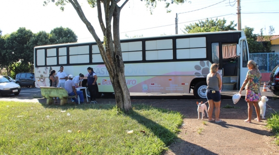 Castramóvel atende no jardim Alvorada