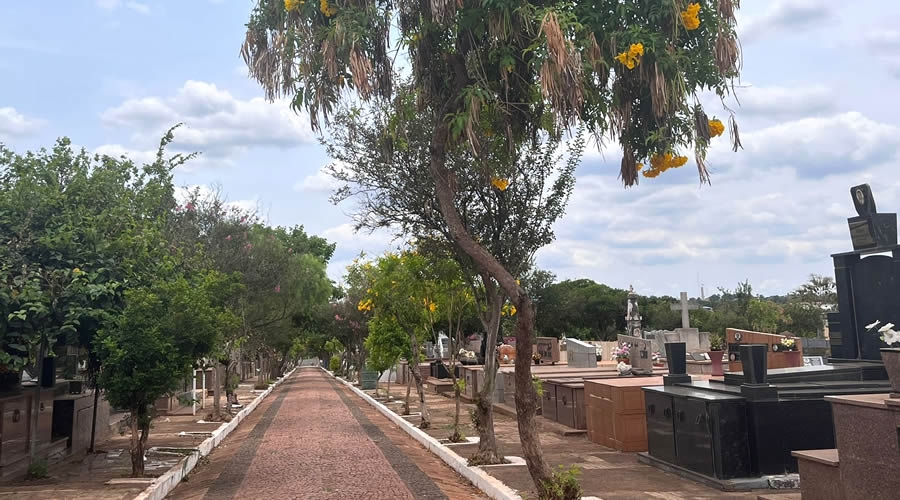 Prefeitura revitaliza Cemitério Municipal “São João Batista”
