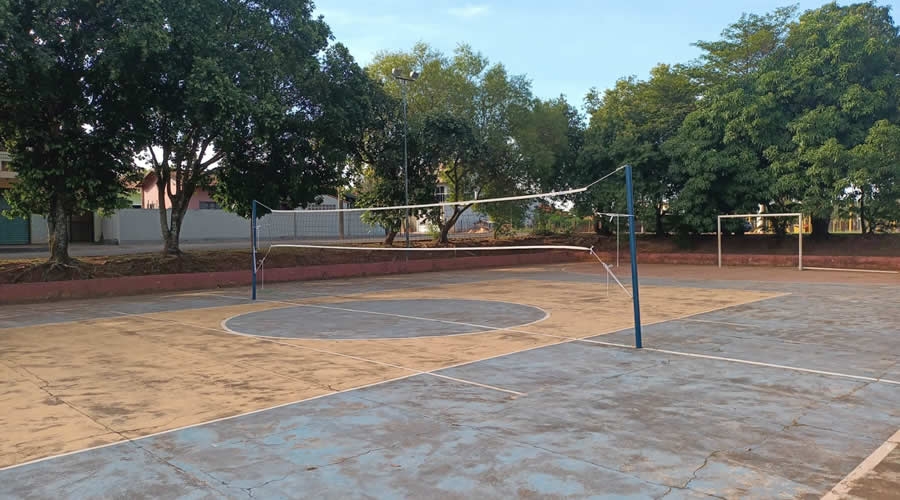 Departamento de Esportes revitaliza quadra do distrito de Botafogo