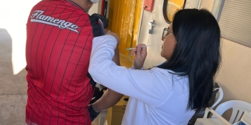 Equipe da ESF Dr. Ricardo Dias de Toledo realiza vacinação contra a Influenza na empresa Forno Paulista