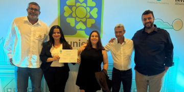 Prefeitura de Bebedouro recebe Selo Município Verde e Azul no Palácio dos Bandeirantes