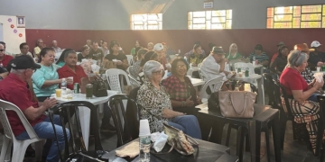 Bailinho da Melhor Idade celebra a tradição da Festa Julina no Centro de Cultura e Lazer 